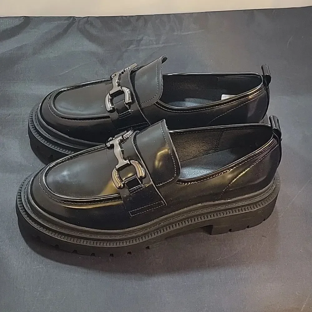 BRAND NEW MADDEN GIRL PLATFORM PATENT LEATHER CHUNKY HEEL WITH CHAIN LO…